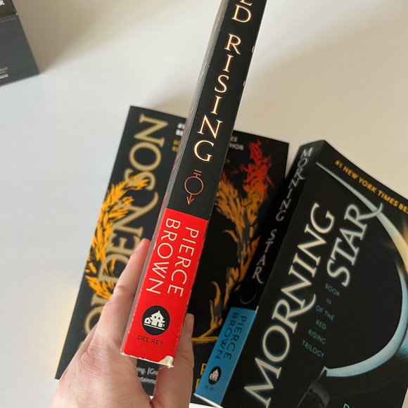 Pierce Brown Red Rising Trilogy Paperback Set - Picture 7 of 9